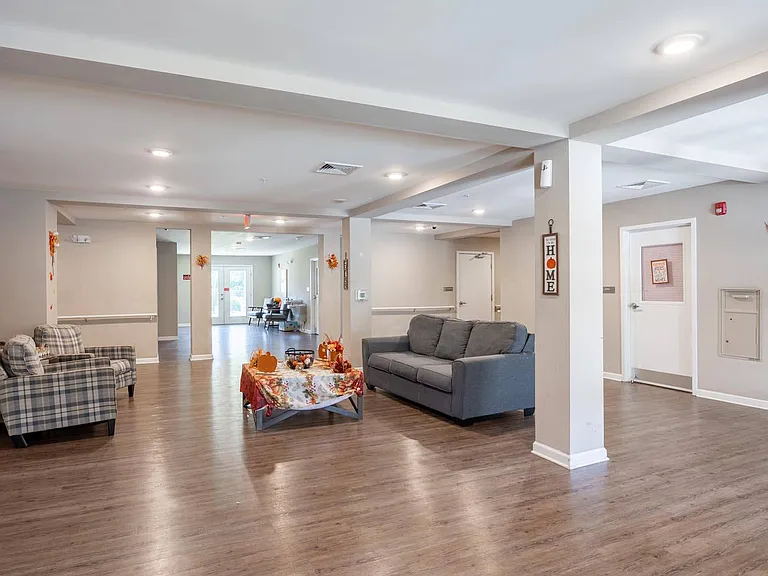 Shepard Greene Senior Living — Photo 32