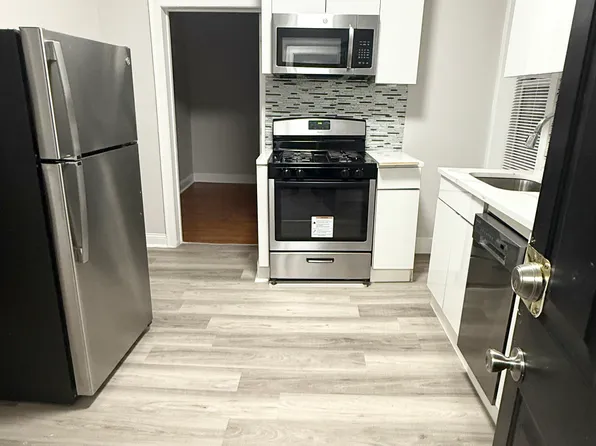 5304 Palisade Avenue image 1 of 10