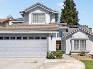 9302 Southwick Dr, Bakersfield, CA