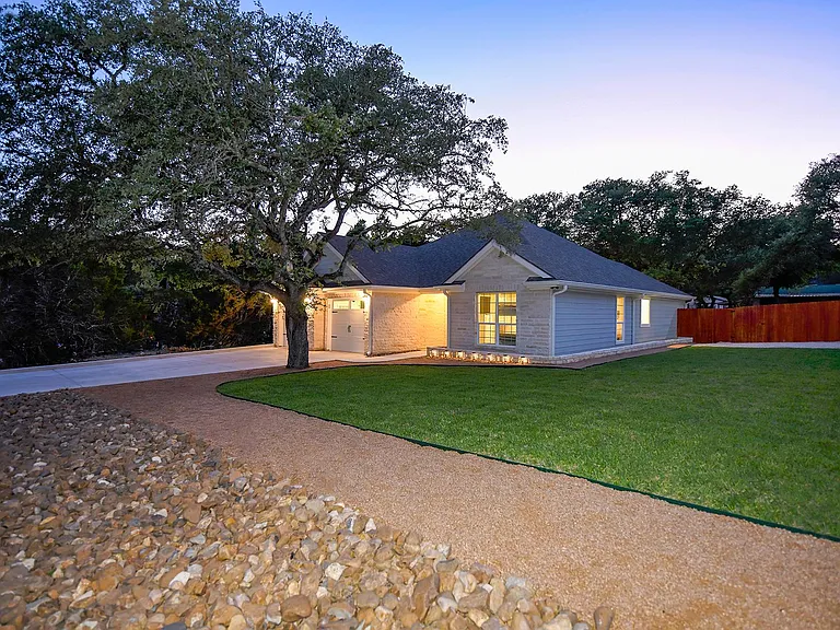 1119 Fairway Dr — Photo 6