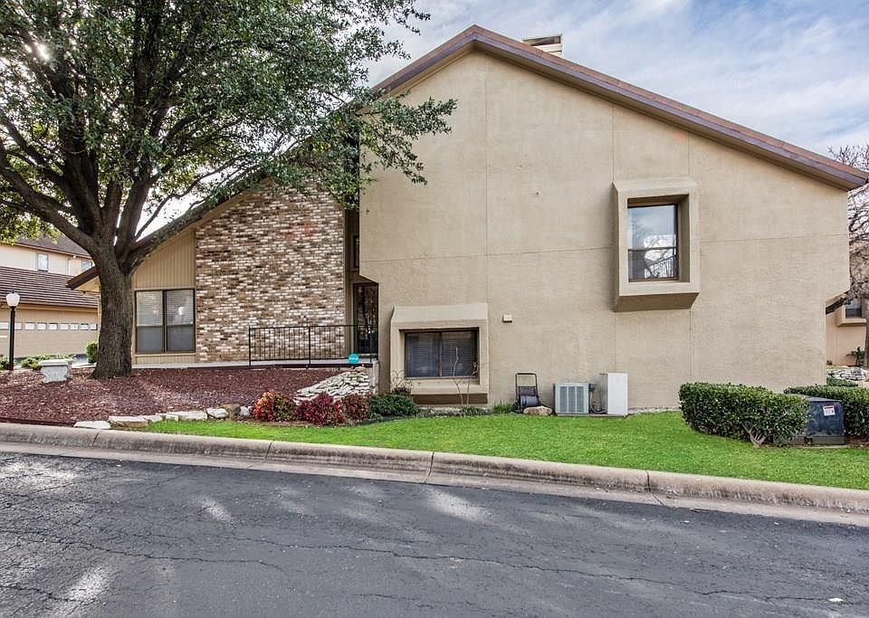 1458 Creekview Ct, Fort Worth, TX 76112 MLS 20191753 Zillow