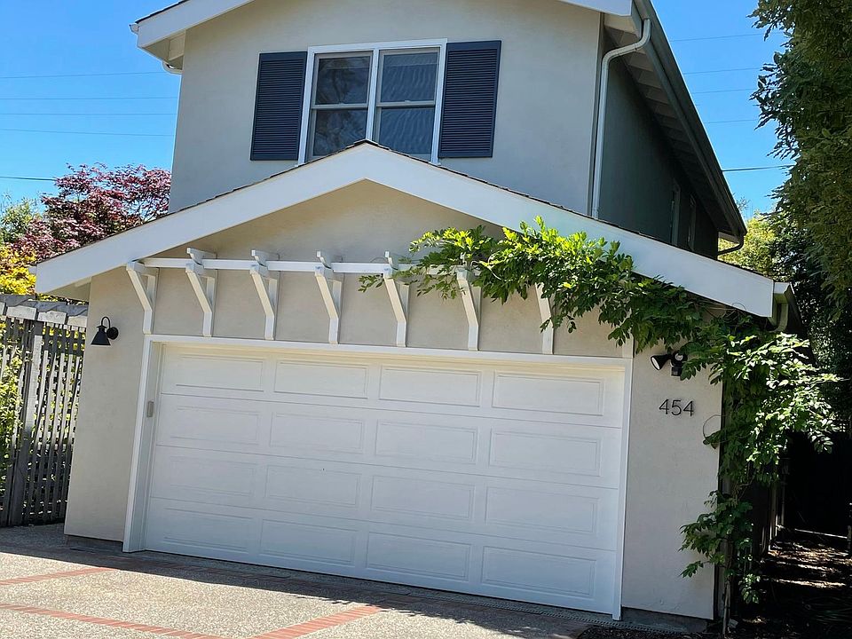 1st image of 454 Arlington Way