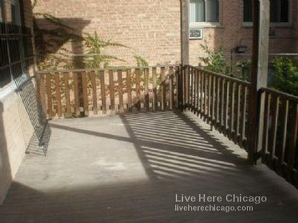 2nd image of 1540 W Jarvis Ave #2