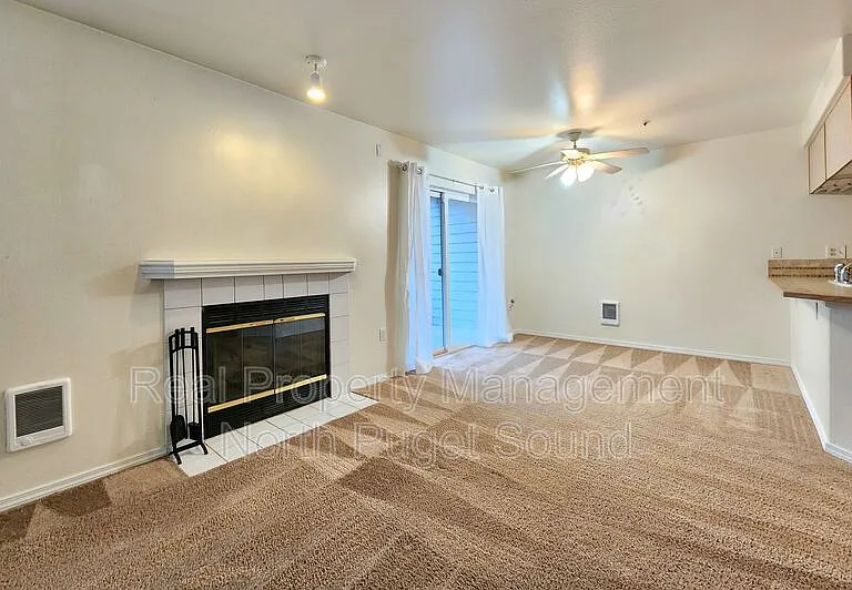 9727 18th Ave W #B103 — Photo 8