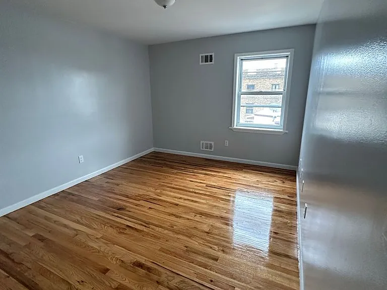 812 - OM-812 New York Avenue LLC — Photo 37