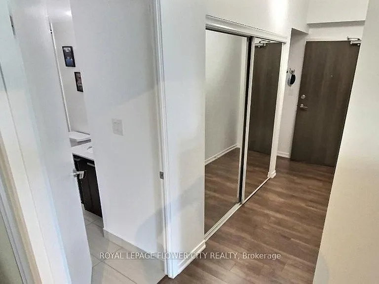 68 Abell St #1112 — Photo 8