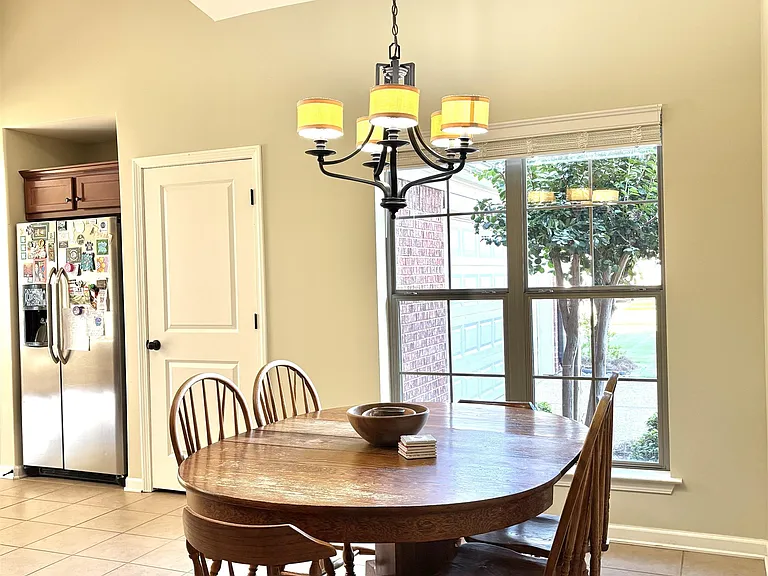 6399 William Hill Dr — Photo 15