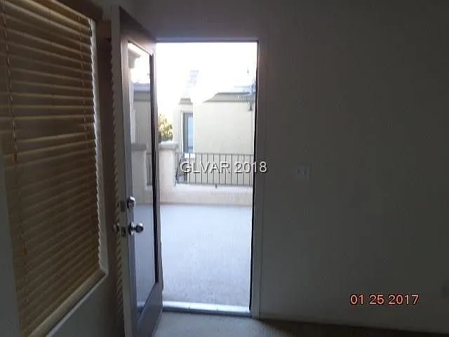 10269 Headrick (DL) — Photo 2