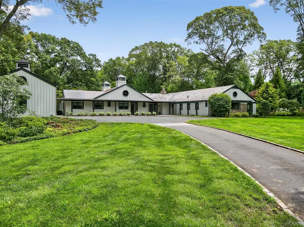 343 Chicken Valley Road, Upper Brookville, NY 11545