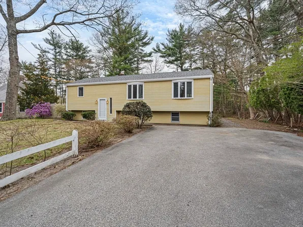 405 Plain St, Marshfield, MA 02050