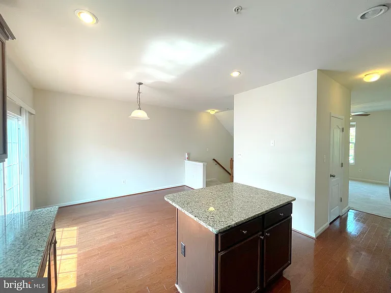 2863 Hedgerow Pl — Photo 9