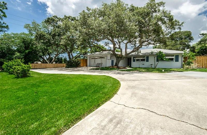 1st image of 14599 Beechdale Ct