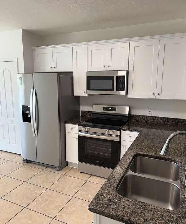 2nd image of 2328 Chatham Place Dr