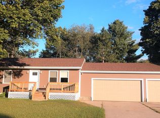 917 Pine Briar Ln, Gaylord, MI 49735