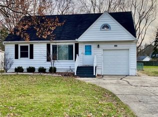 39004 Johnnycake Ridge Rd, Willoughby, OH 44094