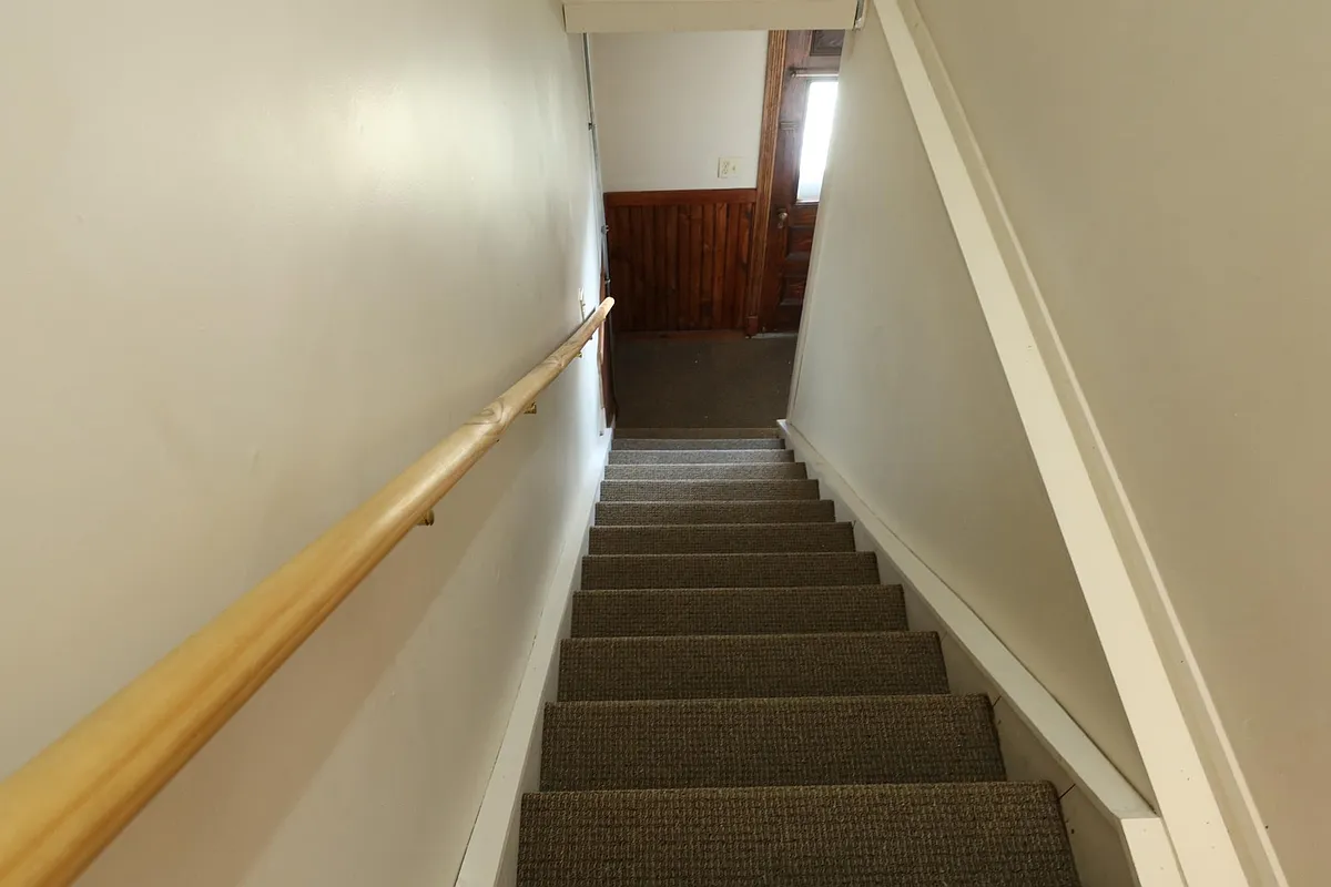 Steps to front door. - 42 Mount Tom Ave #2