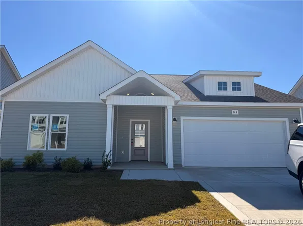 144 Easy St, Raeford, NC 28376