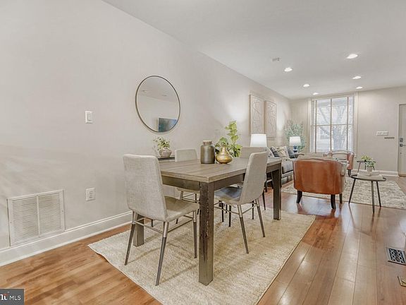 5th image of 4126 Falls Rd