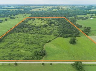 827 County Road 226, Schulenburg, TX 78956