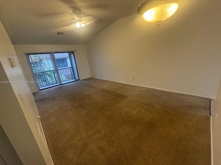 142 NW 60th Ave #62 — Photo 4