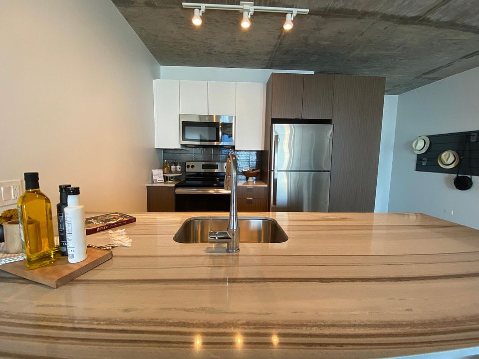 1st image of 2020 S Wabash Ave #1521