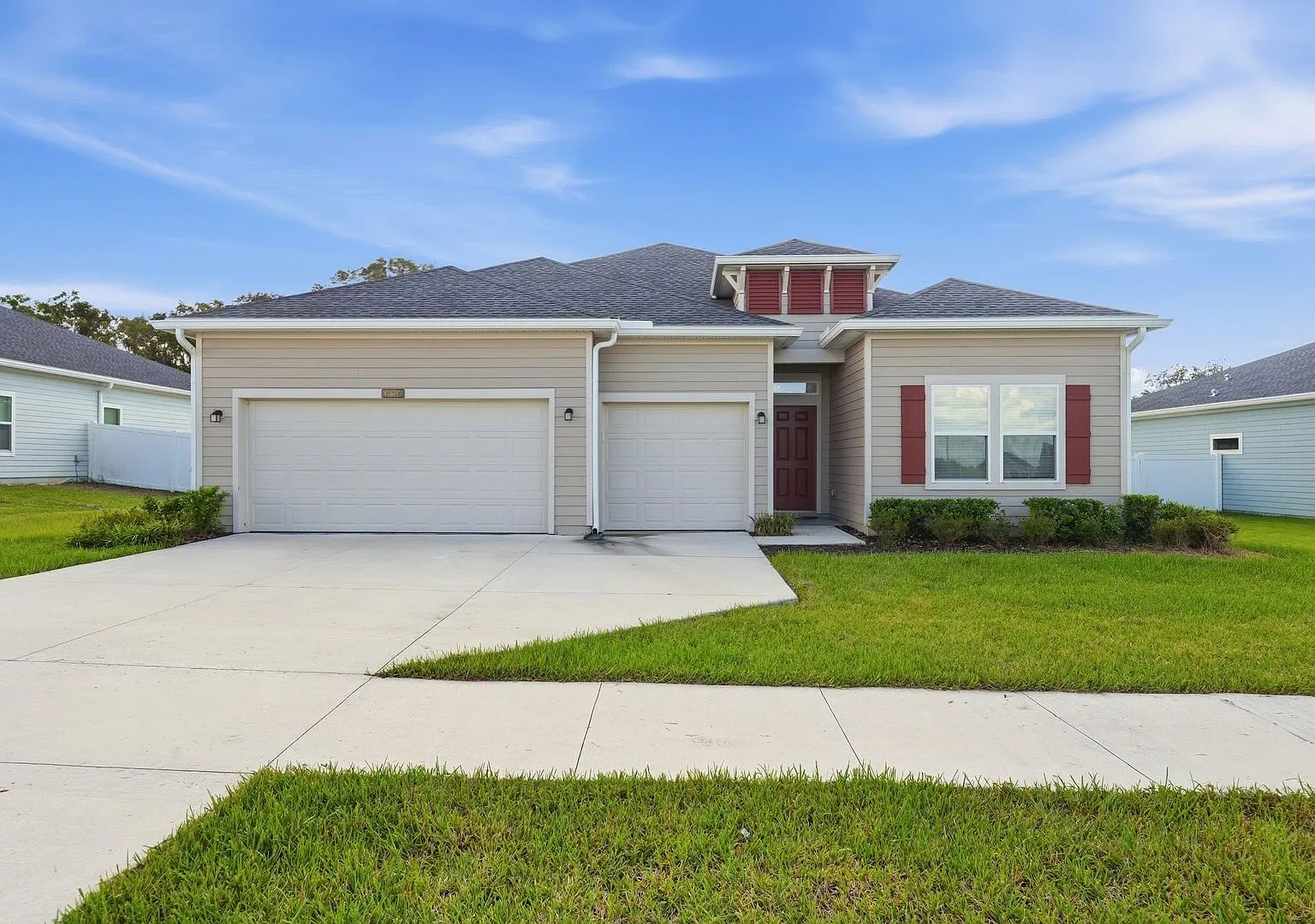 Stunning New Construction Home in Trailhead Landing — Photo 1