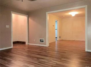 142 Ivanhoe Rd, Cheektowaga, NY 14215