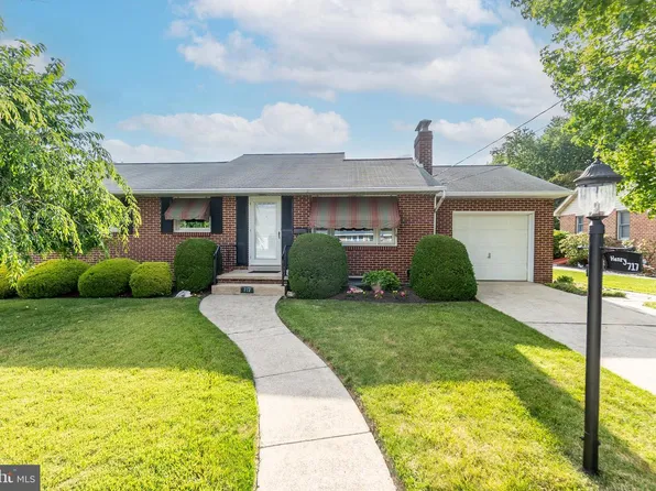 717 McCosh St, Hanover, PA 17331