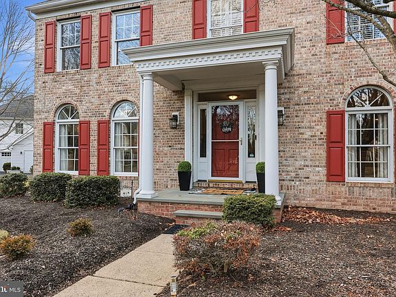 4th image of 1476 Brookfield Rd