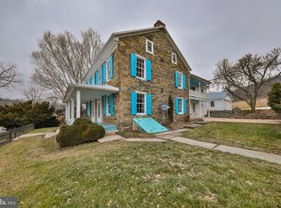 507 Little Roundtop Rd, Kempton, PA 19529