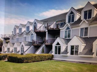 1123 Windward Rd, Milford, CT 06461