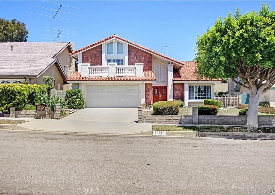 1st image of 2317 Santa Fe Ave