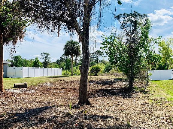 4th image of 2681 Ivory Way