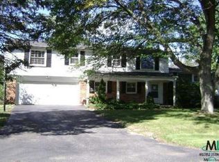 26319 Dundalk St, Farmington, MI