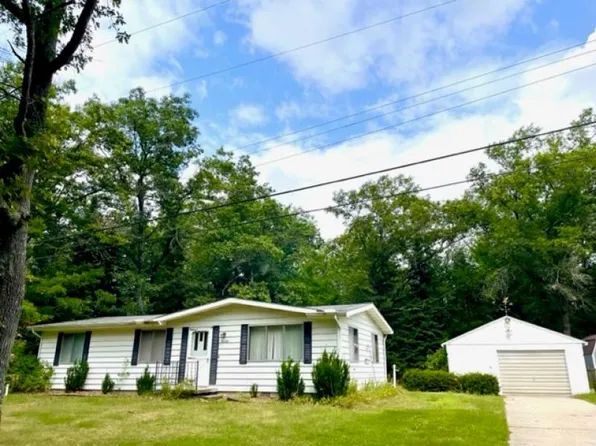 3265 Center Rd, Oscoda, MI 48750