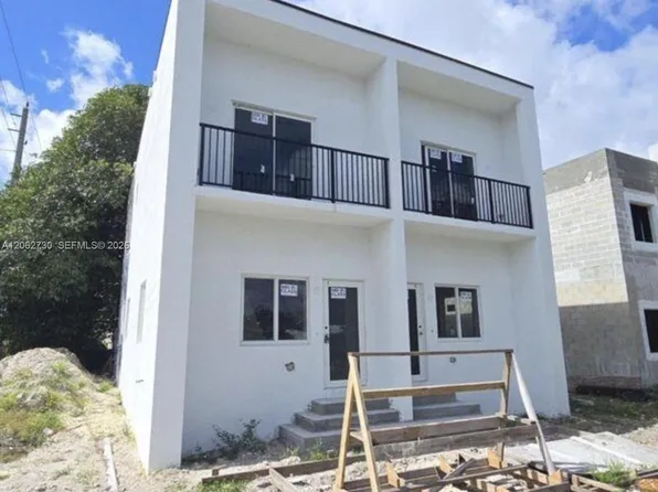 394 NE 174th St, North Miami Beach, FL 33162