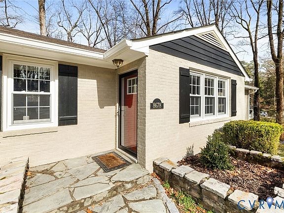 3rd image of 8678 Fieldcrest Rd