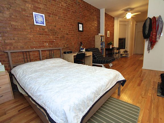 4th image of 7 W 103rd St APT 1D
