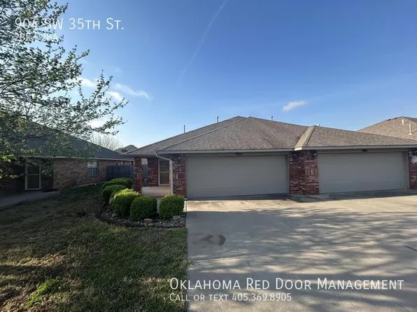904 SW 35th St, Moore, OK 73160