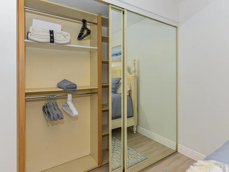 901 Seafarer Cir #302 — Photo 26