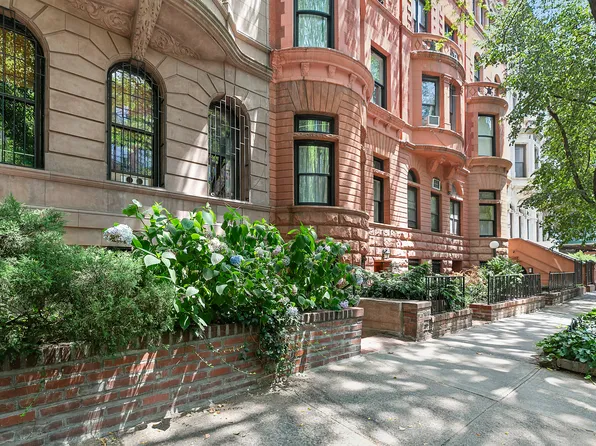 59 West 88th Street image 1 of 10