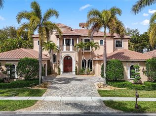 9439 Grand Estates Way, Boca Raton, FL 33496