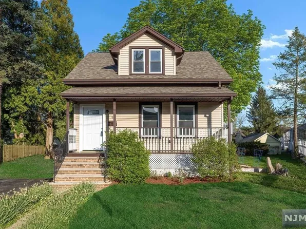188 Bradley Ave, Northvale, NJ 07647