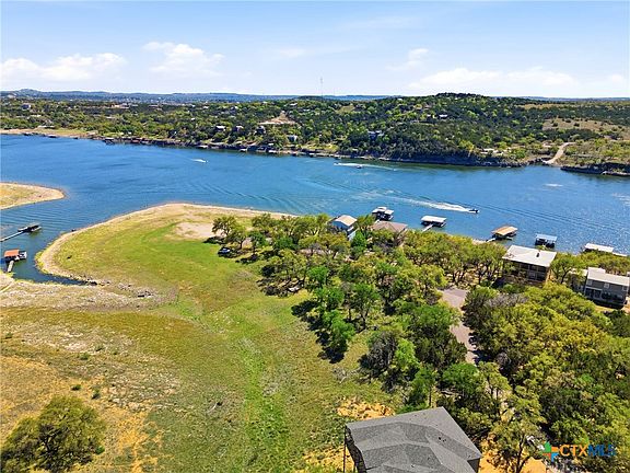 4th image of 1309 Emerald Rd