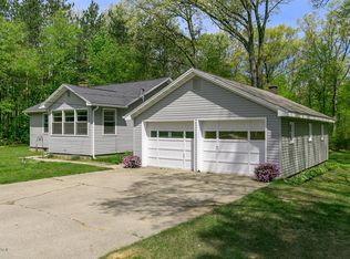 5704 Heights Ravenna Rd, Fruitport, MI 49415