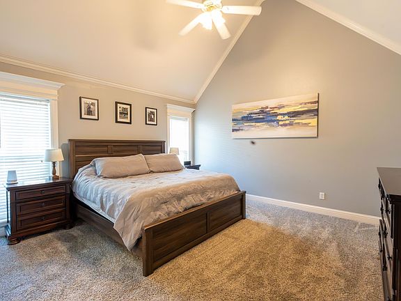 5th image of 1021 Cressmont St
