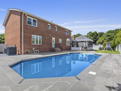 1019 Ionia Ave, Staten Island, NY, 10309