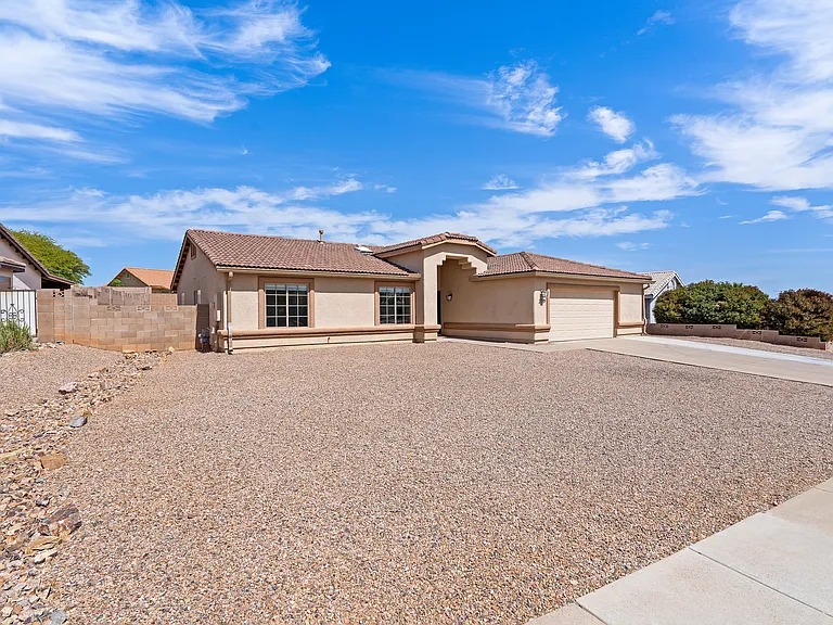 2729 Cartegena Dr — Photo 19