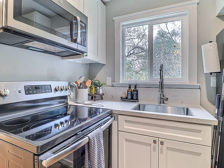500 Creekside Rd #B — Photo 9