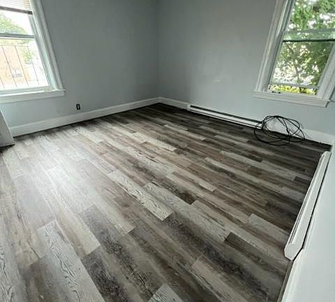 5th image of 211 Illinois St Floor 3